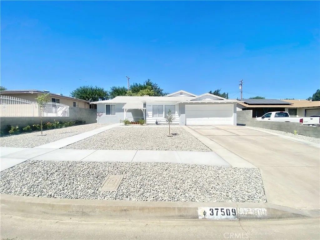Photo of 37509 Larkin Ave, Palmdale, CA 93550 (MLS # RS26095171)