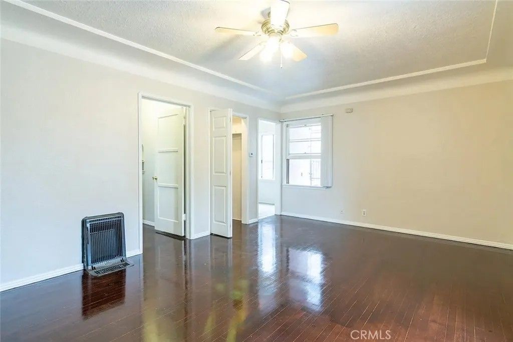 Photo of 522 Linden Ave, Long Beach, CA 90802 (MLS # CV26017997)