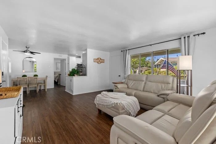 591 Avenida Majorca O