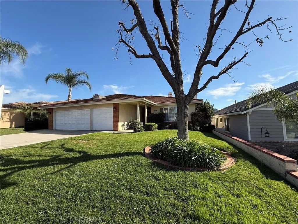 Photo of 22811 Cove View, Canyon Lake, CA 92587 (MLS # SW26043030)