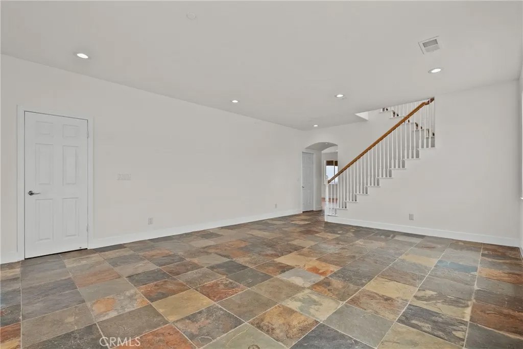 44972 135th West