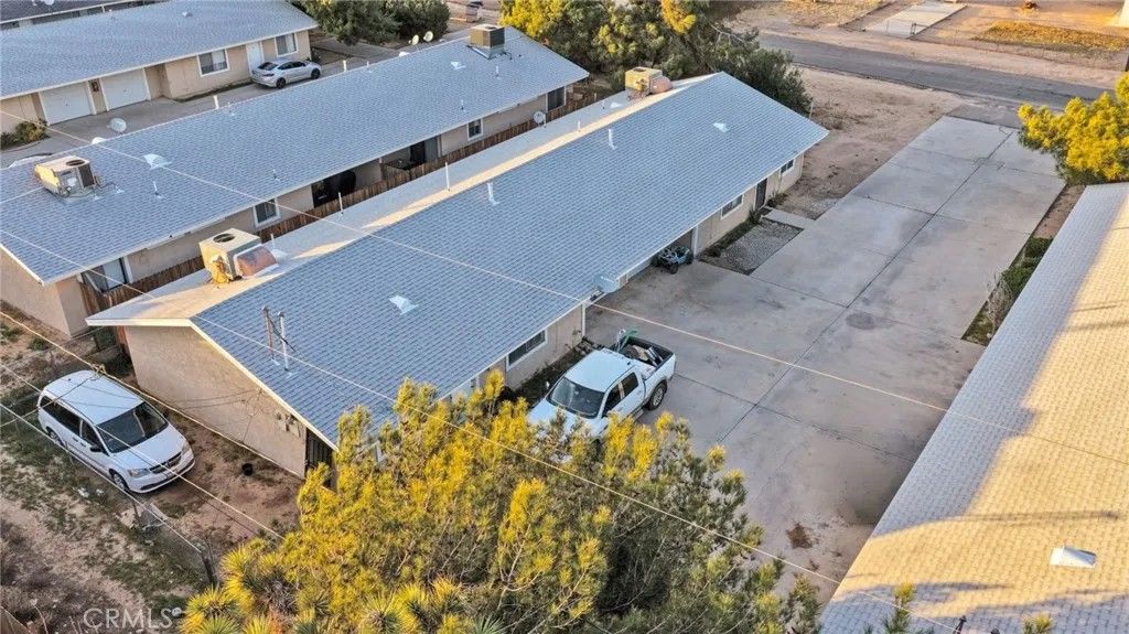 Photo of 14025 Spruce St, Hesperia, CA 92345 (MLS # HD26037575)