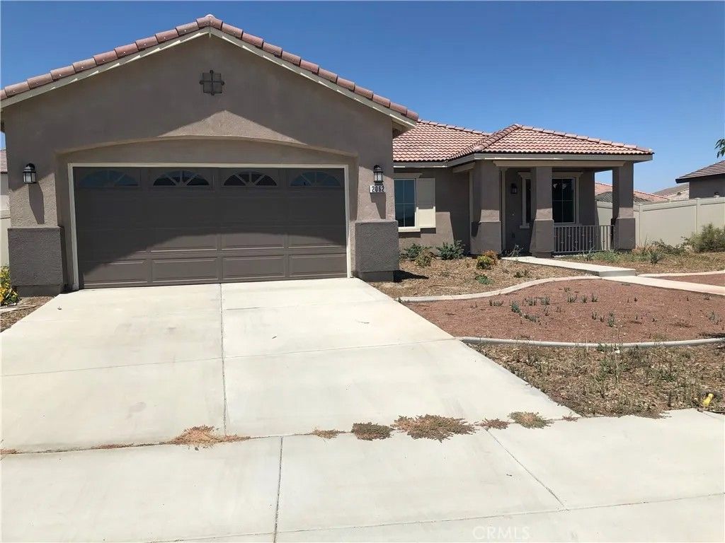 Photo of 2062 Splendid Circle, San Jacinto, CA 92582 (MLS # SW25151739)