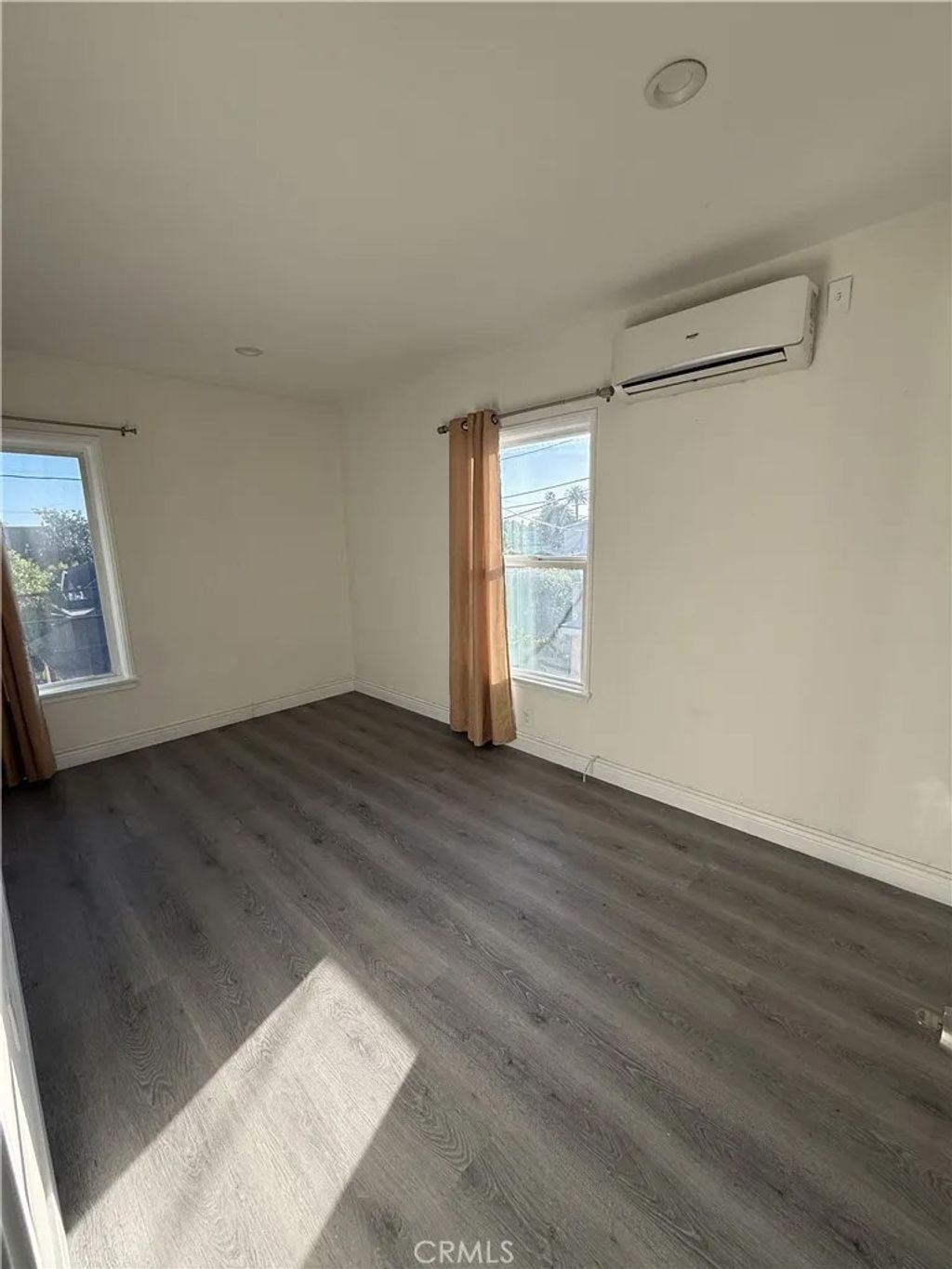 Photo of 1415 N Cherokee Ave #12, Los Angeles, CA 90028 (MLS # CV26023561)