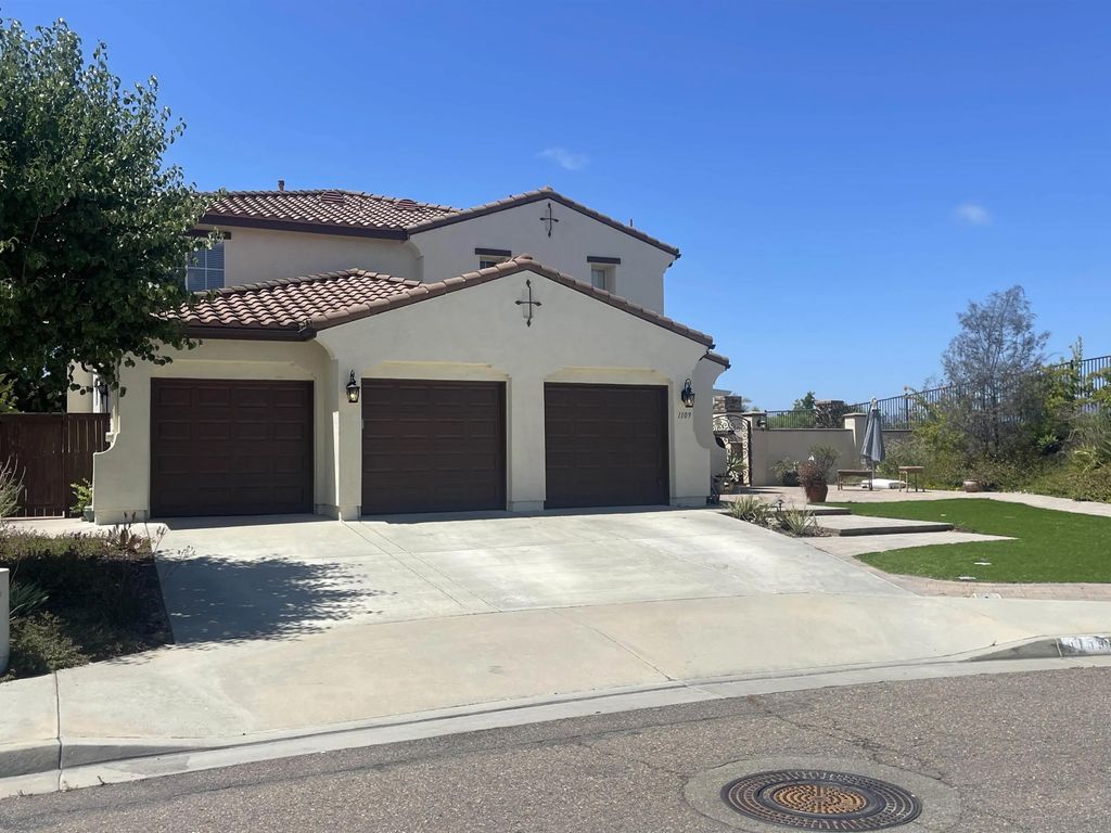 Photo of 1109 Bells Drive, Oceanside, CA 92057 (MLS # 250042155)