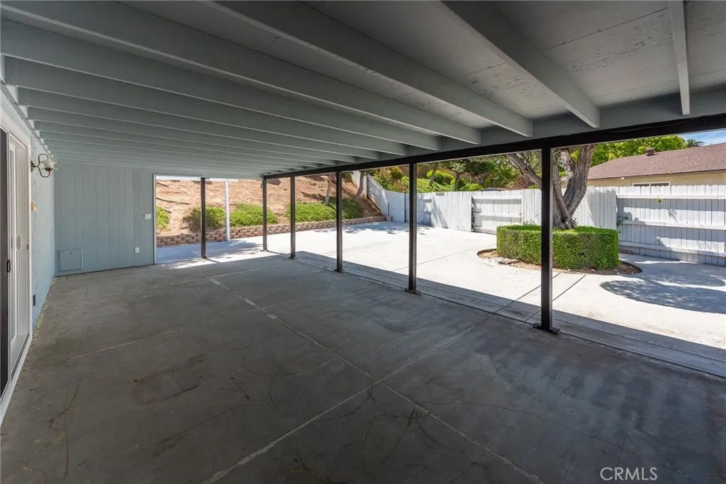 6414 Foster Drive