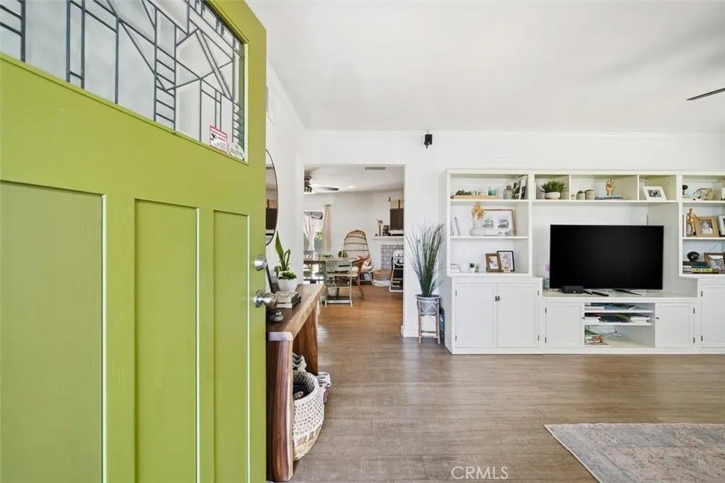 Photo of 6443 Gross Avenue, West Hills, CA 91307 (MLS # SB26007408)