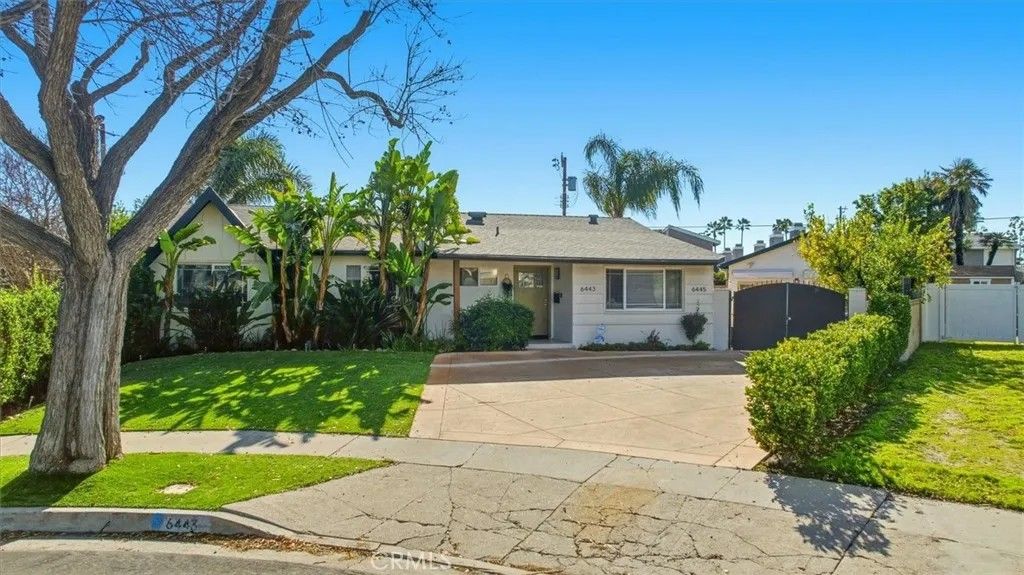 Photo of 6443 Gross Avenue, West Hills, CA 91307 (MLS # SB26007408)