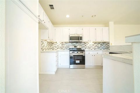 Tiny photo for 33432 Winston Way #C Way, Temecula, CA 92592 (MLS # IG25251157)
