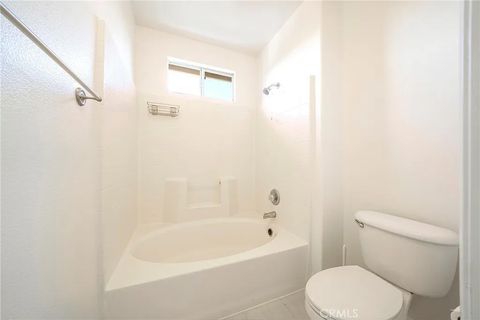 Tiny photo for 33432 Winston Way #C Way, Temecula, CA 92592 (MLS # IG25251157)