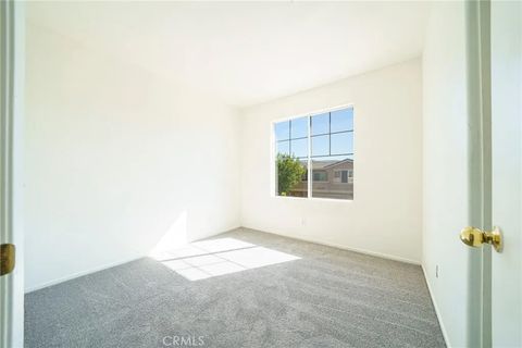 Tiny photo for 33432 Winston Way #C Way, Temecula, CA 92592 (MLS # IG25251157)