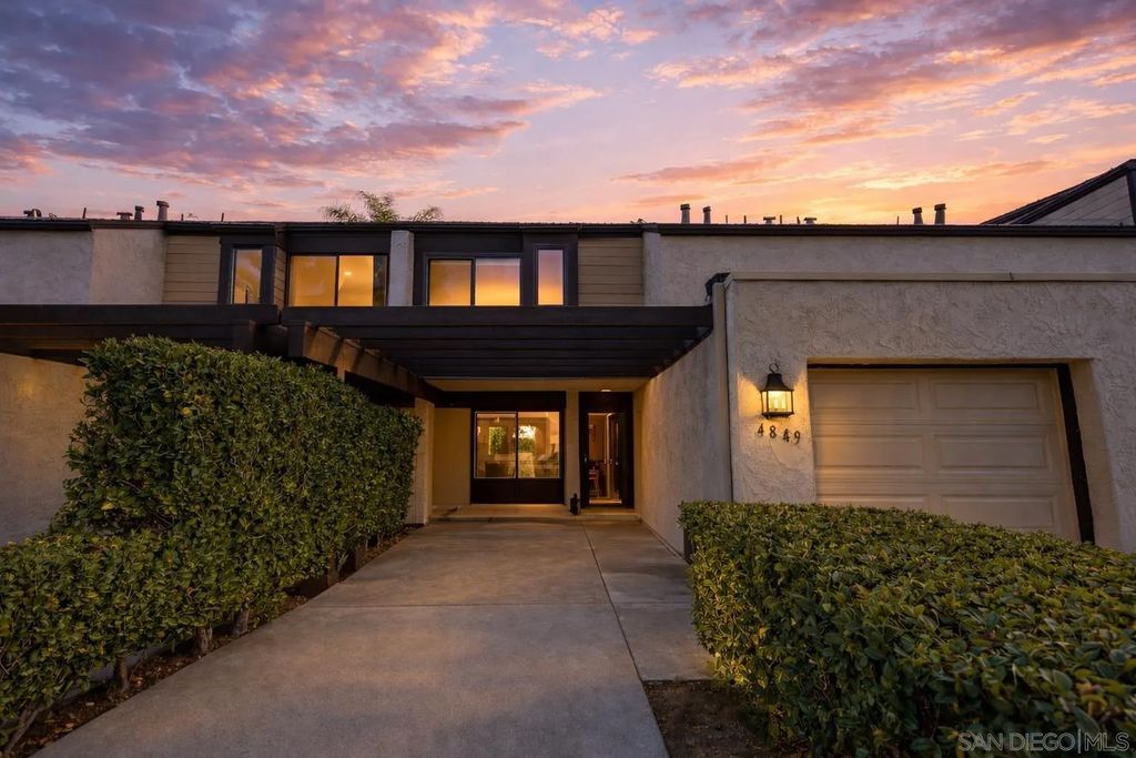 Photo of 4849 Camino Roberto, Bonita, CA 91902 (MLS # 250045966)