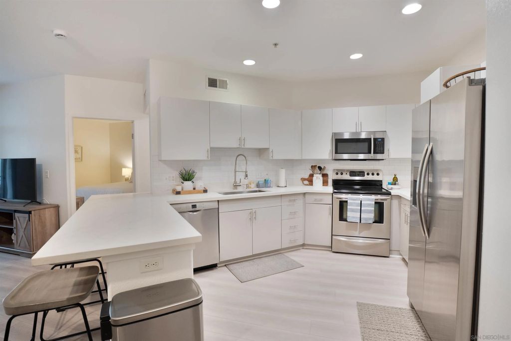 Photo of 1501 Front St #329, San Diego, CA 92101 (MLS # 260009968)