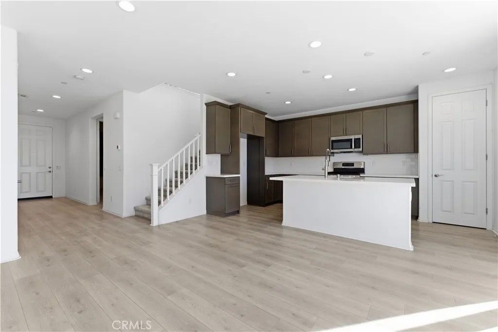 Photo of 43869 Hampton, Lancaster, CA 93536 (MLS # SR26068685)