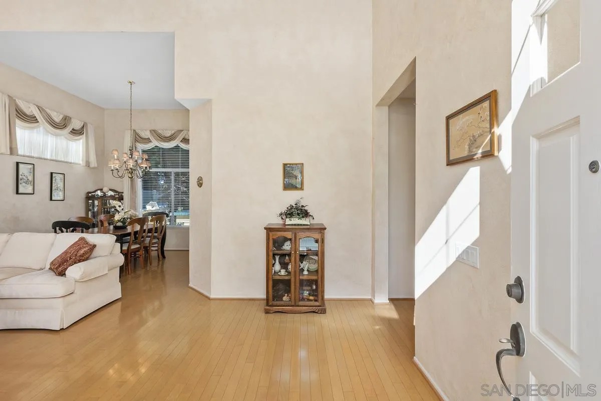 4863 Marblehead Bay Dr