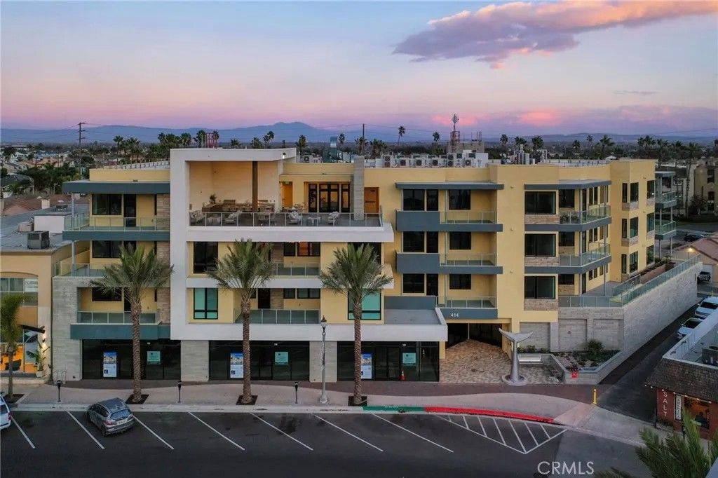 Photo of 414 Main St #310, Huntington Beach, CA 92648 (MLS # OC26056175)