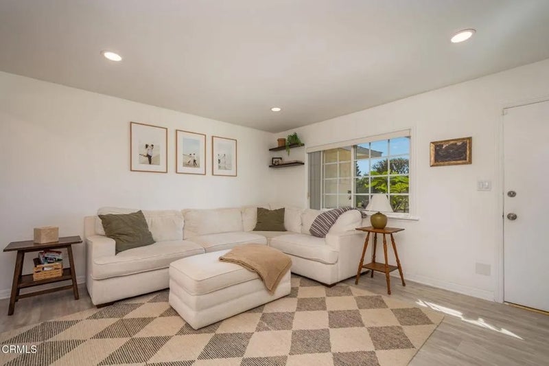 894 Barton Avenue