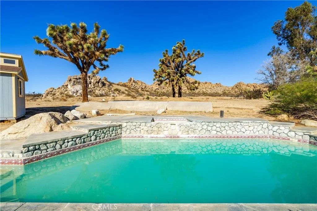 Photo of 38721 156th St, Palmdale, CA 93591 (MLS # SR25266531)