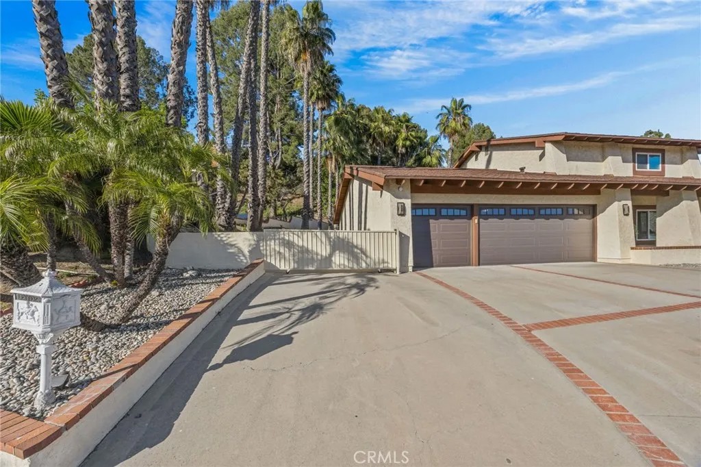 8140 Cordero Road