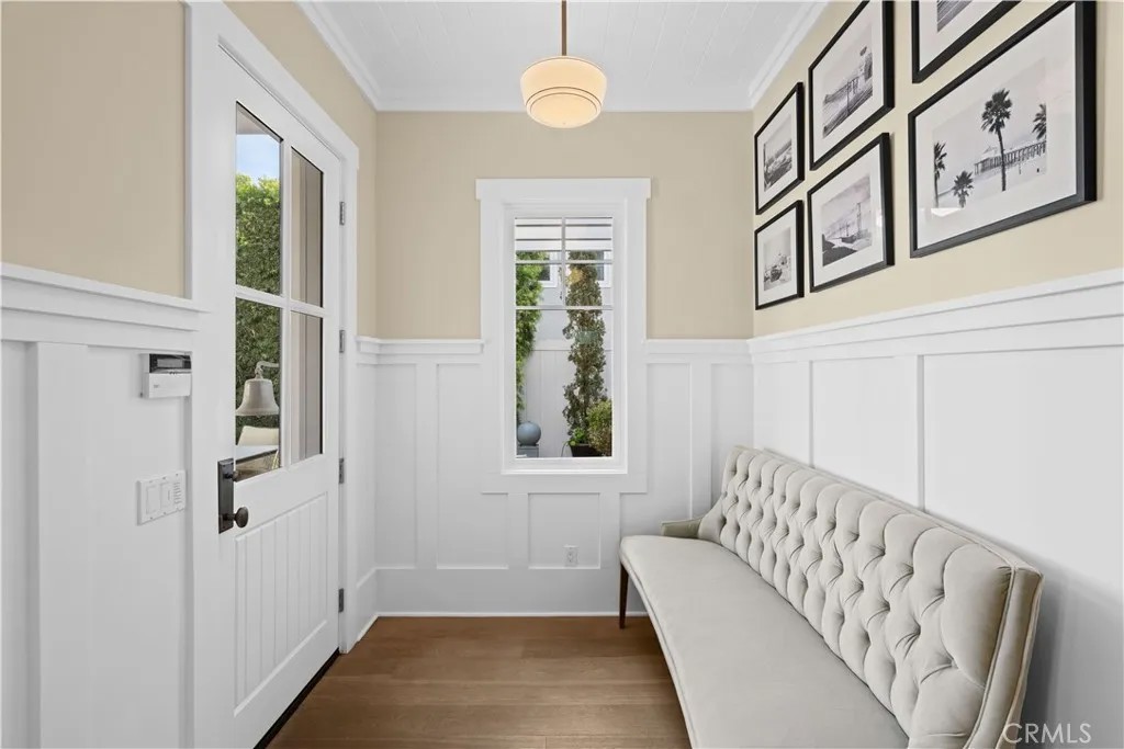 57 Savona Walk