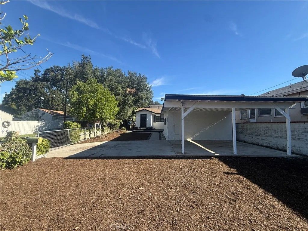Photo of 10358 Eldora Avenue, Sunland, CA 91040 (MLS # CV25270947)