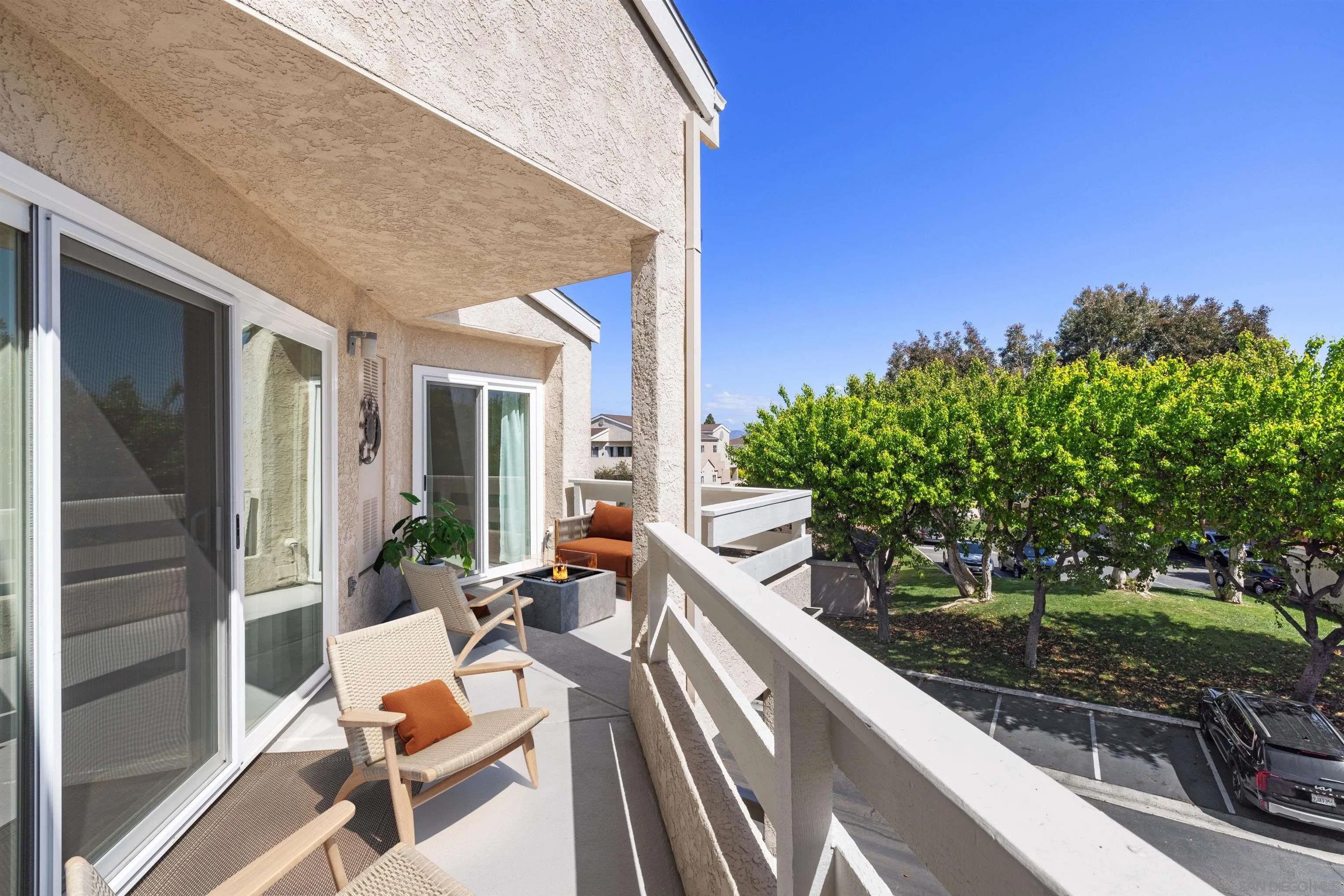 7067 Camino Revueltos 312