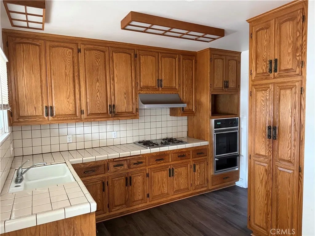 Photo of 14614 Aranza Drive, La Mirada, CA 90638 (MLS # SR26205722)