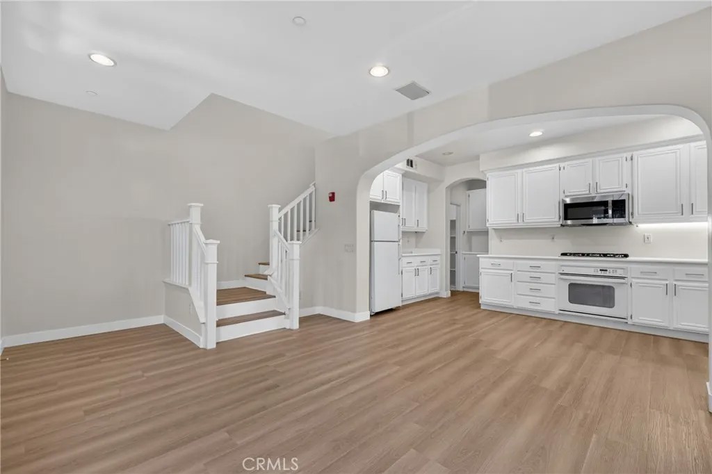 90 Topaz