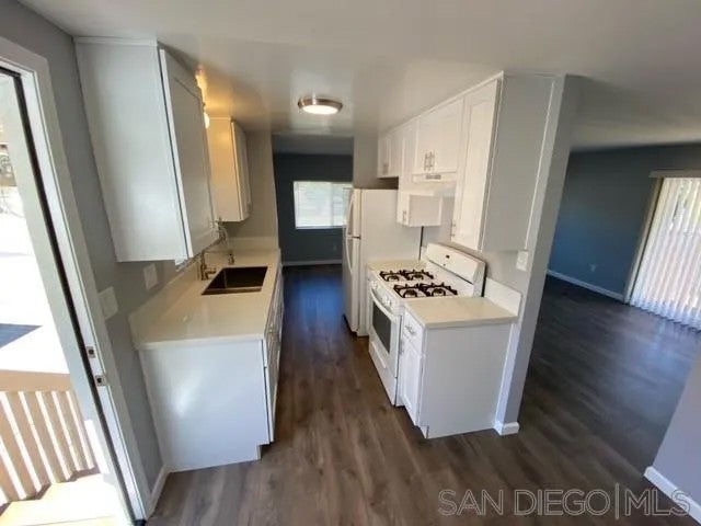 5553 Willows Rd