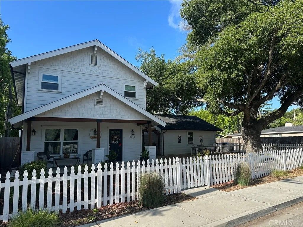 Photo of 7850 Curbaril Ave, Atascadero, CA 93422 (MLS # NS26091038)