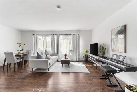 Photo of 3045 E Theresa St #1, Long Beach, CA 90814 (MLS # PW26056642)