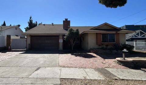 Photo of 464 E J ST, Chula Vista, CA 91910 (MLS # 260024068)