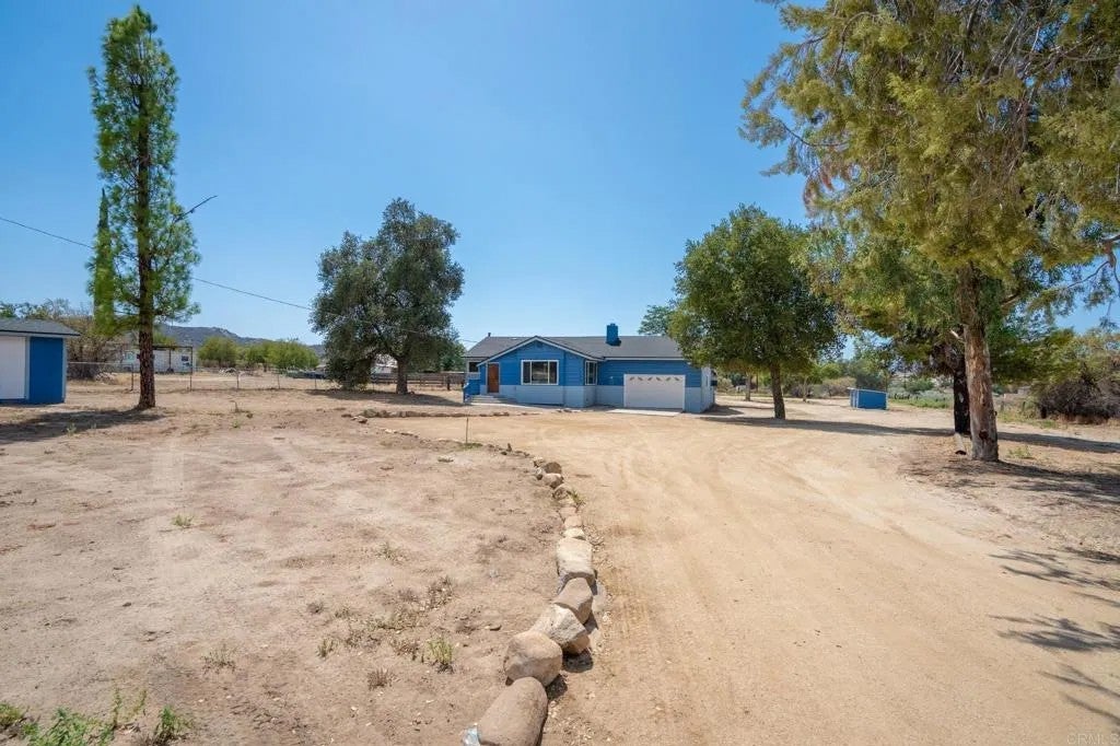 1366 Far Valley Road