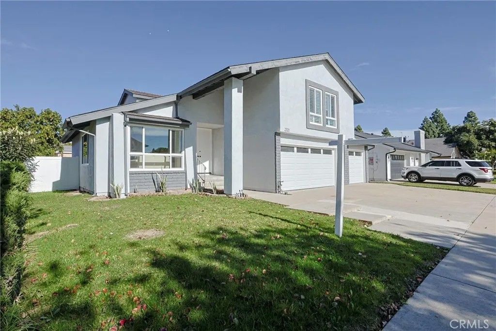 Photo of 2301 W Manly Ave, Santa Ana, CA 92704 (MLS # PW25281590)