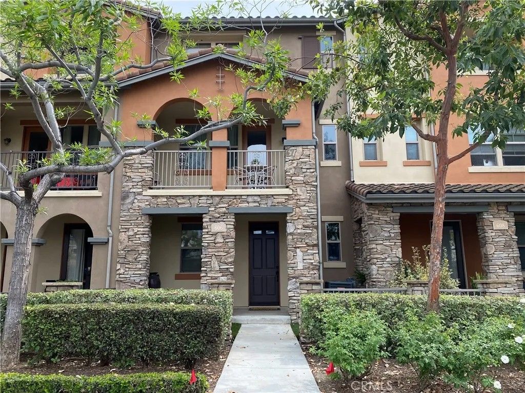 Photo of 606 Asbury, Claremont, CA 91711 (MLS # CV26076391)