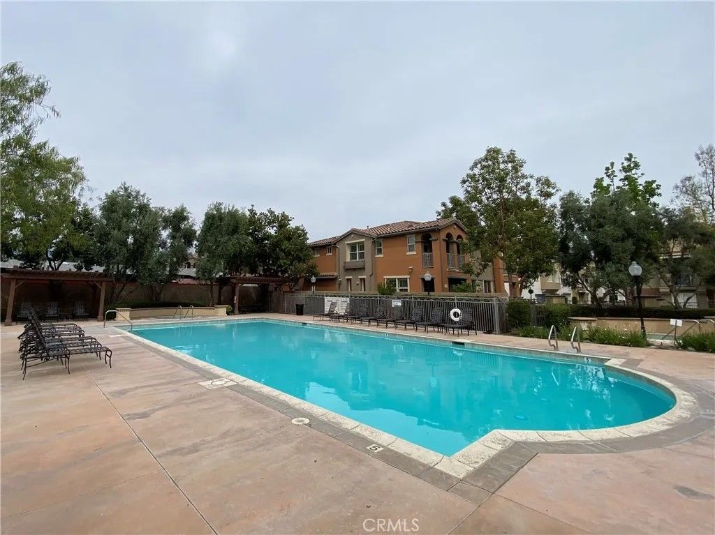 Photo of 606 Asbury, Claremont, CA 91711 (MLS # CV26076391)