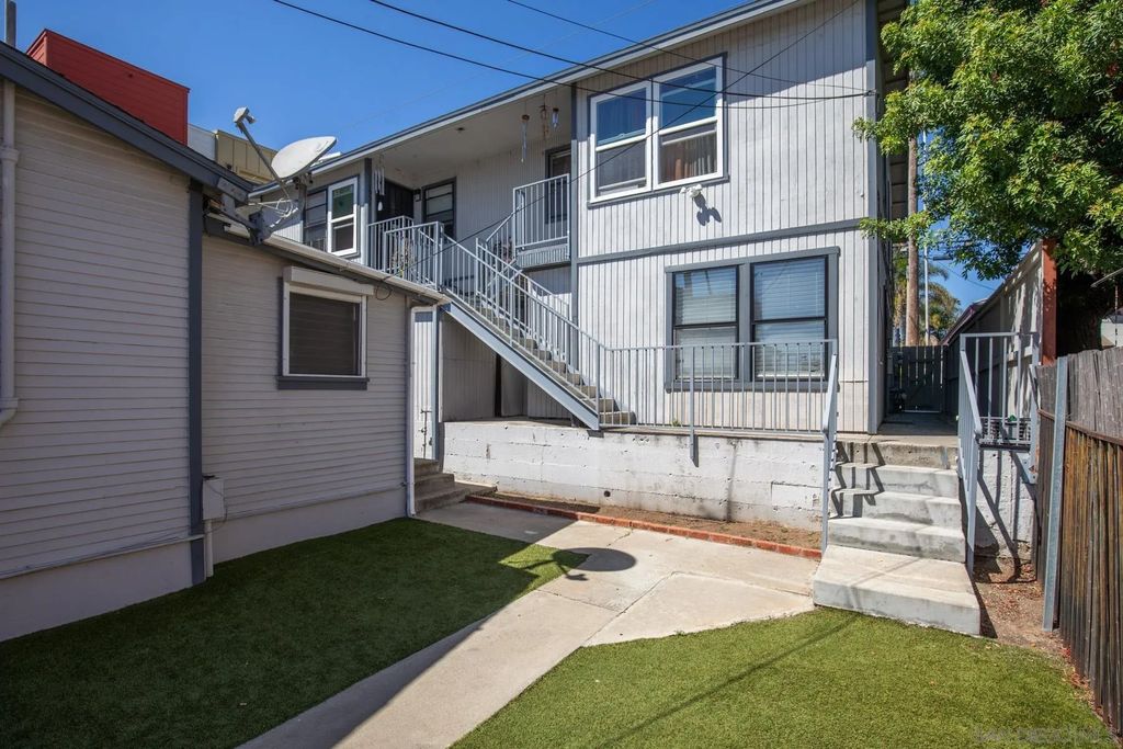 Photo of 1930-34 Hornblend Street, San Diego, CA 92109 (MLS # 260007140)