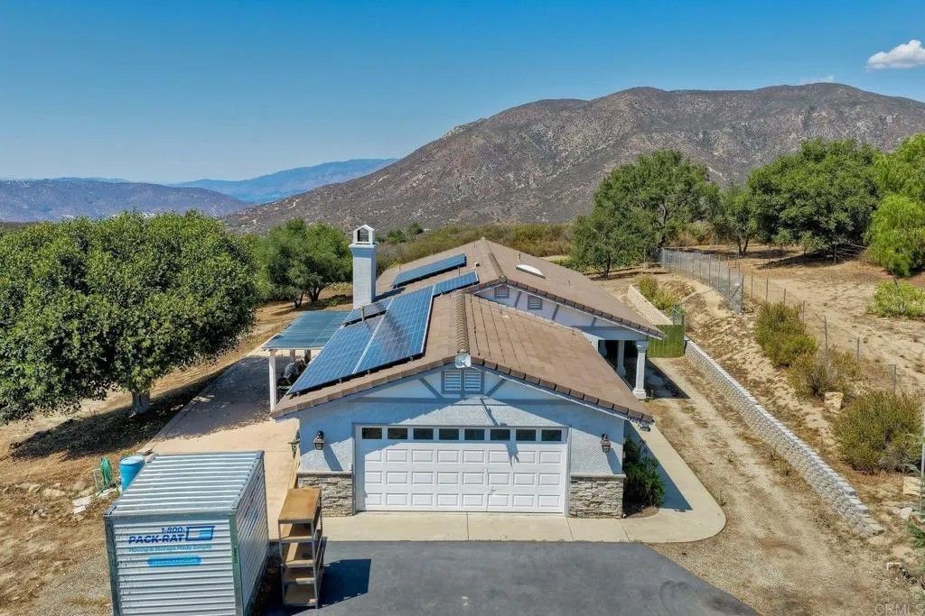 Photo of 19205 Marshall Way, Valley Center, CA 92082 (MLS # NDP2508525)