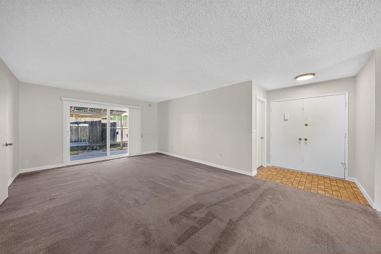 9364 Leticia Dr.