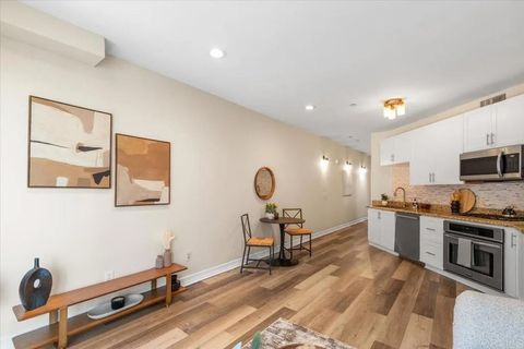 Tiny photo for 1225 Island Avenue #611, San Diego, CA 92101 (MLS # PTP2505847)