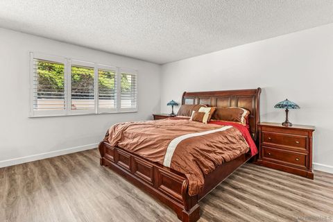 Tiny photo for 1261 La Mirada Ave, Escondido, CA 92026 (MLS # 250043092)