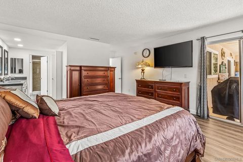 Tiny photo for 1261 La Mirada Ave, Escondido, CA 92026 (MLS # 250043092)