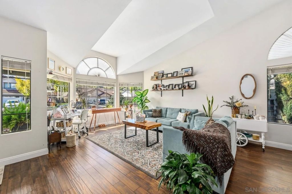 Photo of 5276 Triple Crown Dr, Bonsall, CA 92003 (MLS # 260006585)