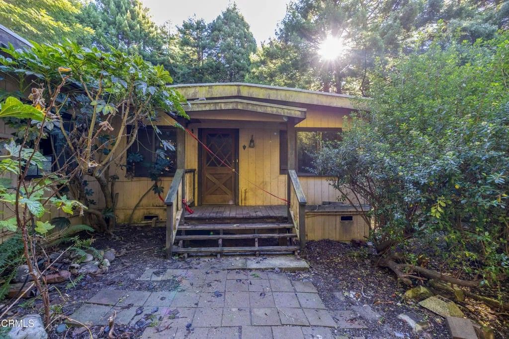 Photo of 44720 Jack Peters Creek Road, Mendocino, CA 95460 (MLS # C1-11256)