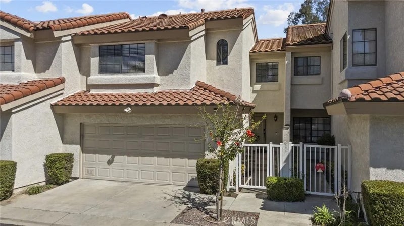 22915 Colombard Lane 2
