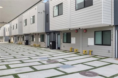 Tiny photo for 11324 W Raitt Lane, North Hollywood, CA 91606 (MLS # PF25248187)