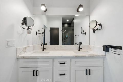 Tiny photo for 11324 W Raitt Lane, North Hollywood, CA 91606 (MLS # PF25248187)