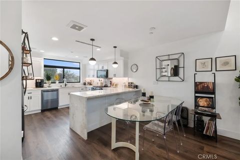 Tiny photo for 11324 W Raitt Lane, North Hollywood, CA 91606 (MLS # PF25248187)