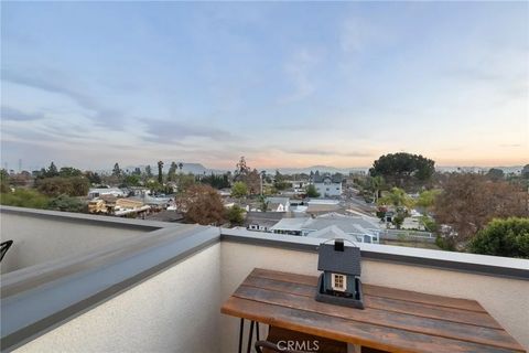 Tiny photo for 11324 W Raitt Lane, North Hollywood, CA 91606 (MLS # PF25248187)