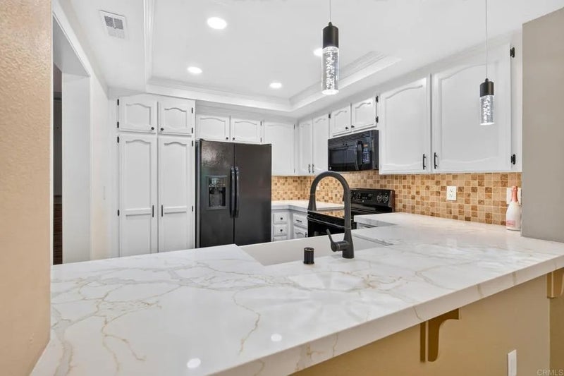 1209 Wren Glen